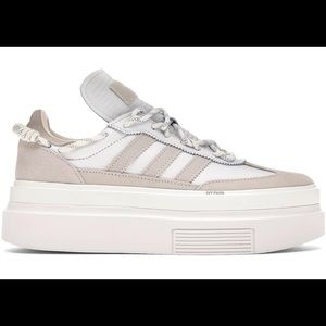 Ivy Park Icy Park Super Sleek 72 size 9.5